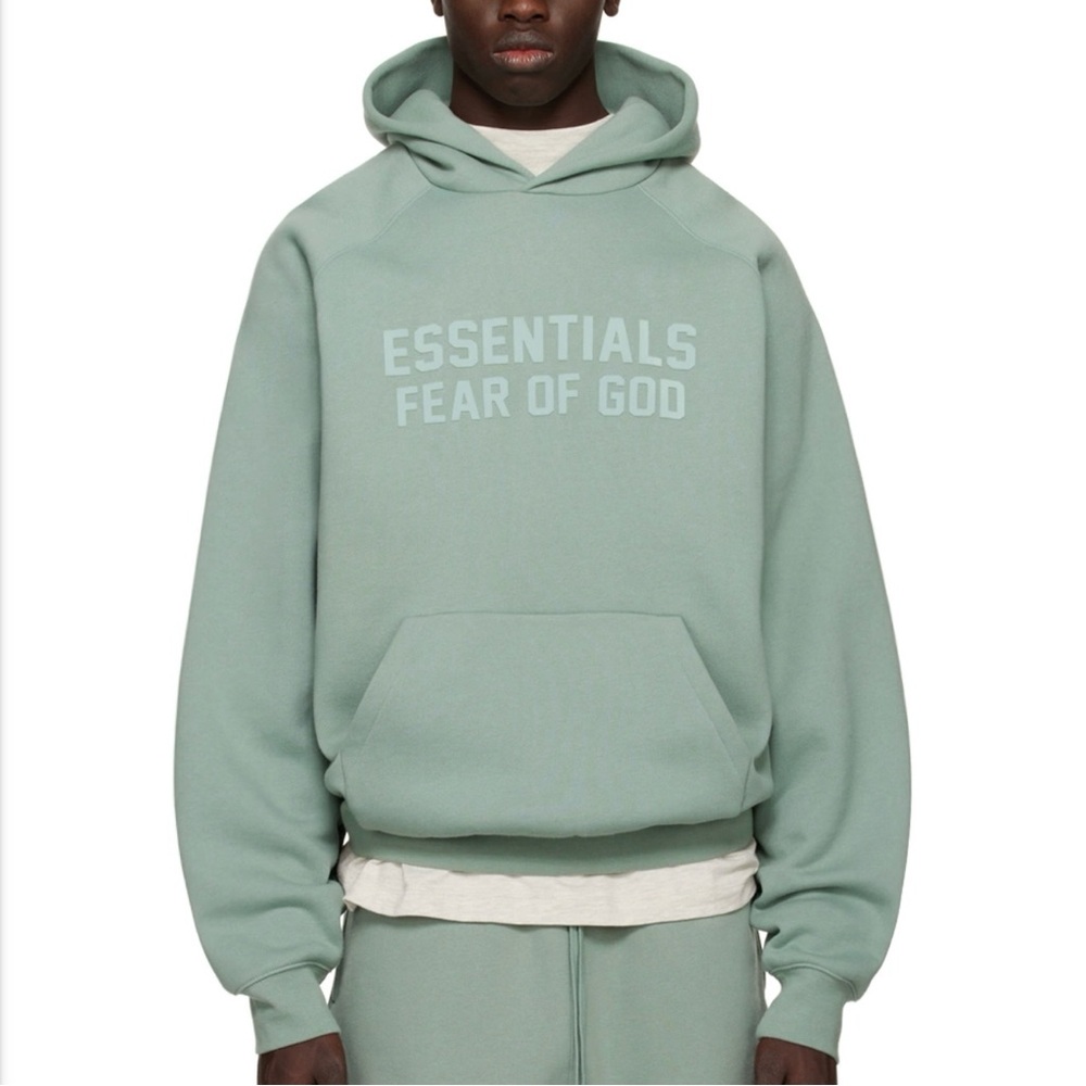 ๐๐ฝ FEAR OF GOD Essentials Green Pullover Hoodie with Rubber Logo - Picture 1 of 10